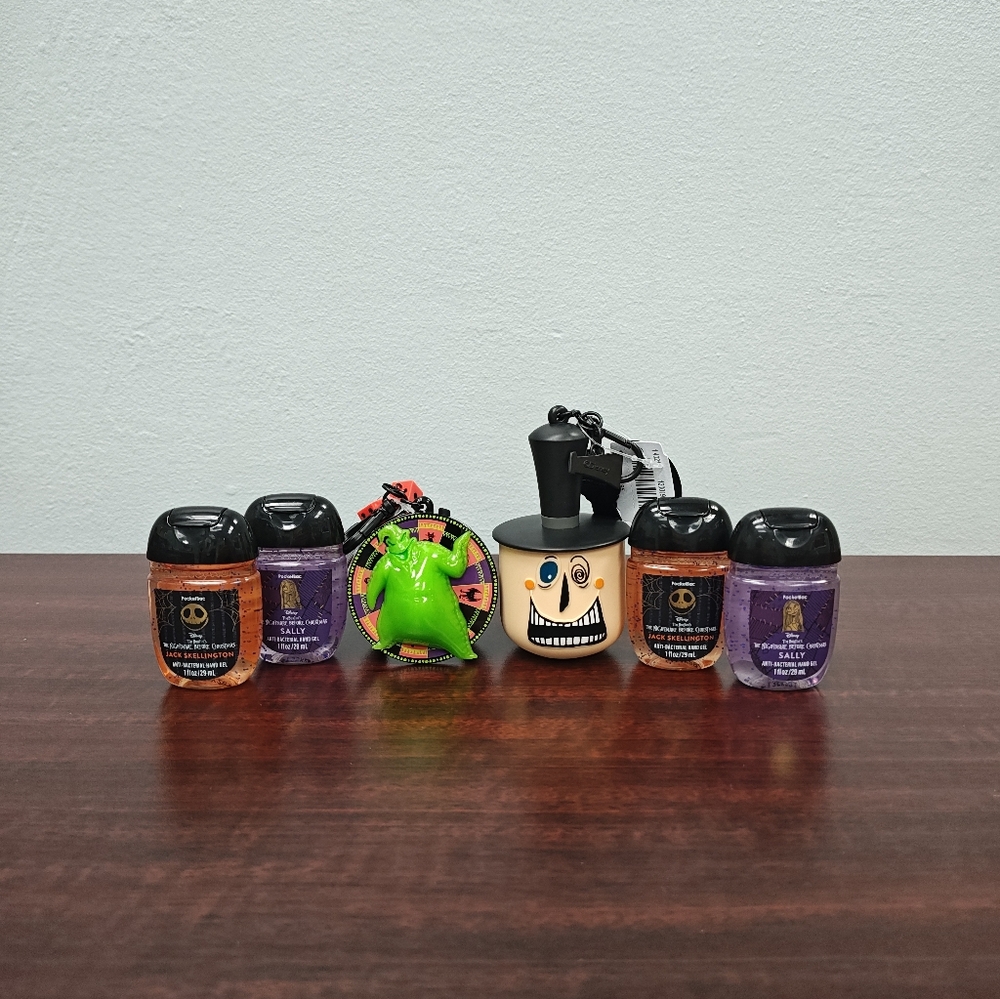 Bath & Body Works OOGIE BOOGIE & MAYOR OF HALLOWEEN TOWN Pocketbac Holder Set